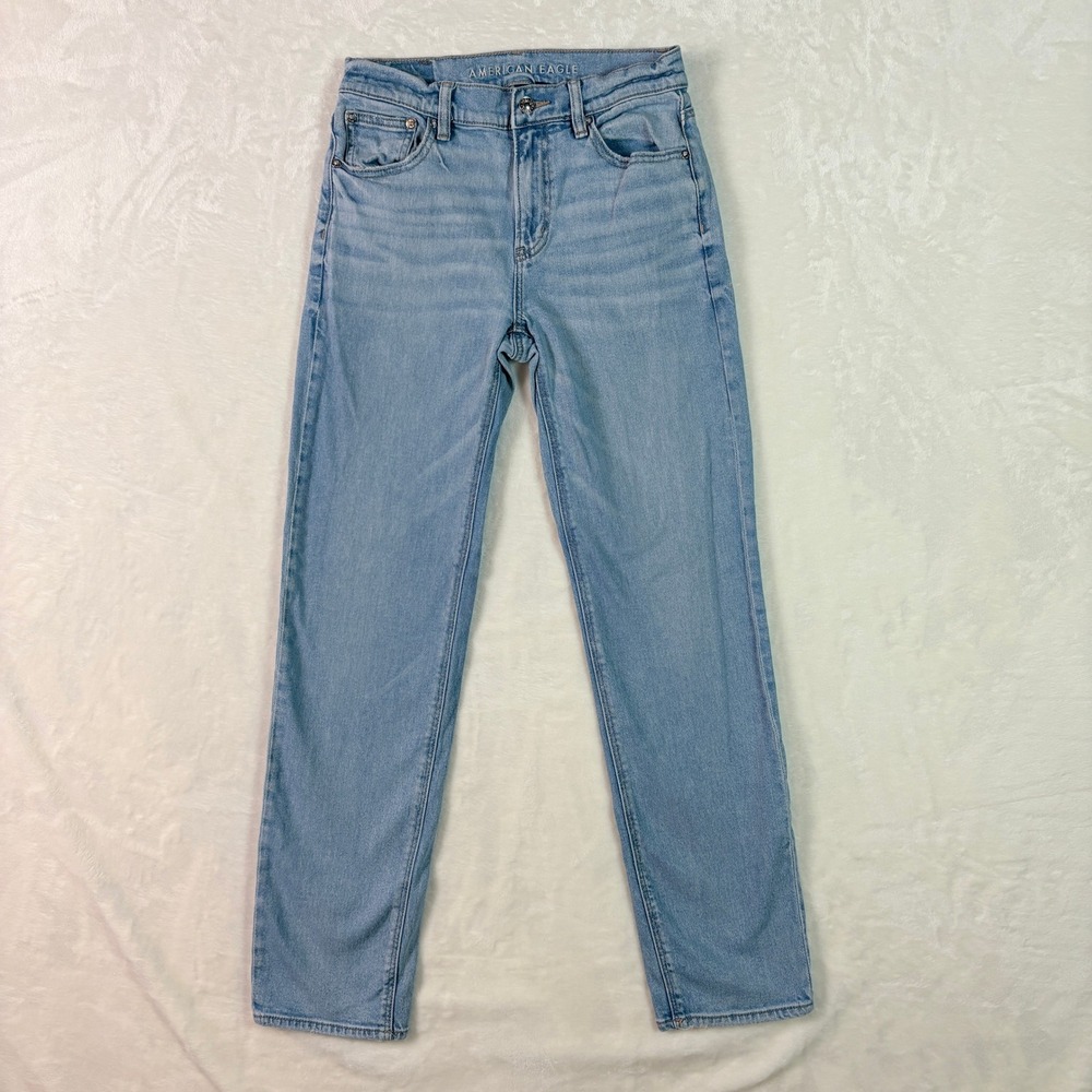 American Eagle Straight Jeans Womens 2 Light Wash Excellent Distressed Stretch